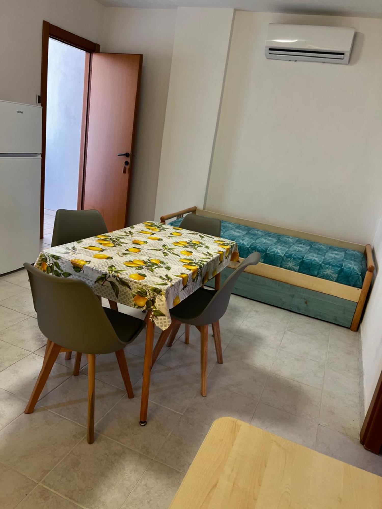 Residence Margherita Пескічі Екстер'єр фото